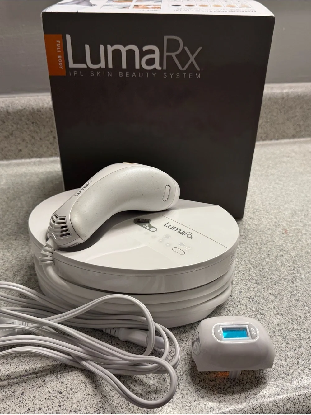 LumaRx IPL6800 Full Body IPL Hair Removal System + Face Attachment